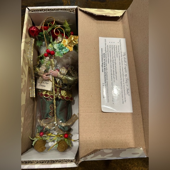 NWT Mark Roberts Holly and Ivy Fairy, Small 51-12402
Christmas Collection - Picture 1 of 6